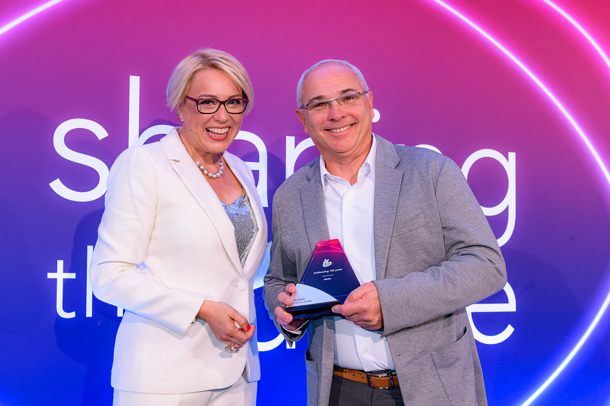 https://cdn.broadbandtvnews.com/wp-content/uploads/2025/09/15130639/IBC2025-Special-Award.jpg